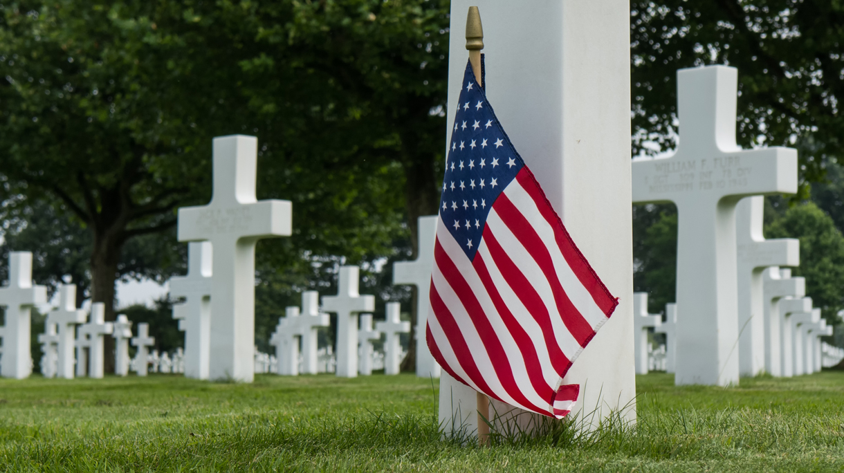 Graven op de Amerikaanse begraafplaats in Margraten.