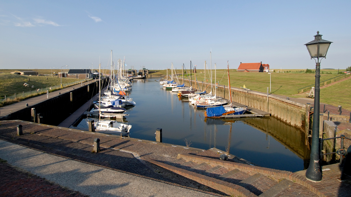 De haven van Termunterzijl.