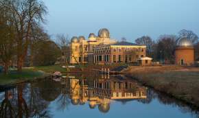 Beeld bij Sterren bij Leiden