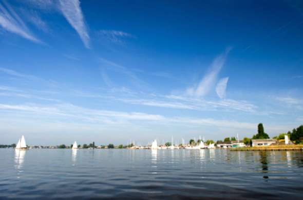 Beeld bij Rondje Loosdrechtse Plassen