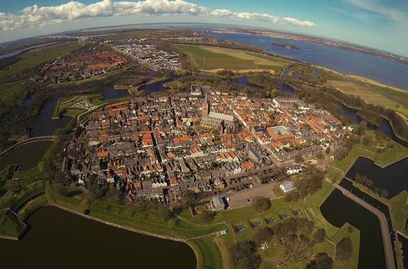 Beeld bij Kort maar prachtig