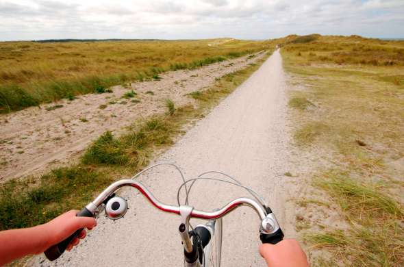 Beeld bij Waddenzee en dorpjes Groningen