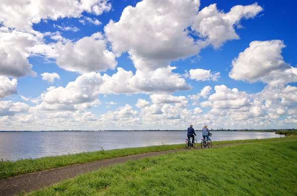 Beeld bij Langs mooi water bij Purmerend