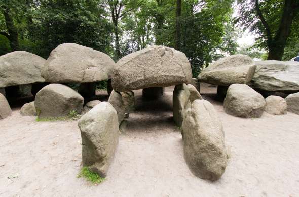 Beeld bij Het grootste hunebed van Nederland