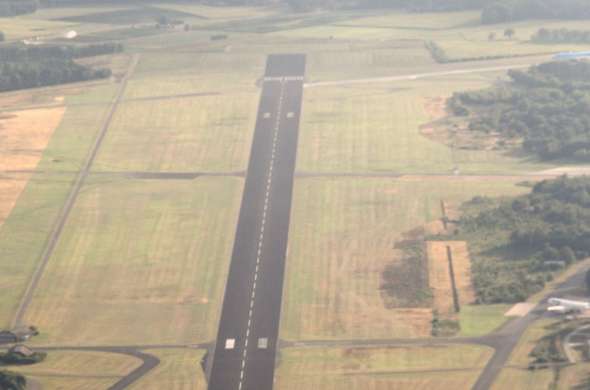 Beeld bij Het oude vliegveld van Twente