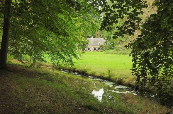 Beeld bij De Leybeek en buitenplaats Leyduin