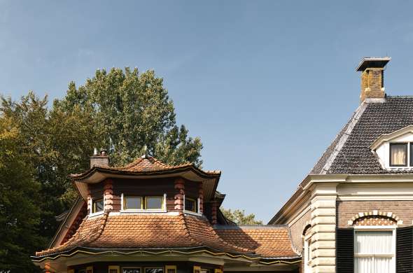 Beeld bij Een Chinees paviljoen